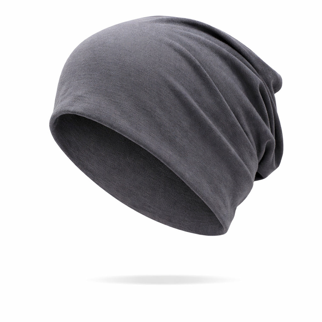 Zoom sur la matière douce et respirante du bonnet
