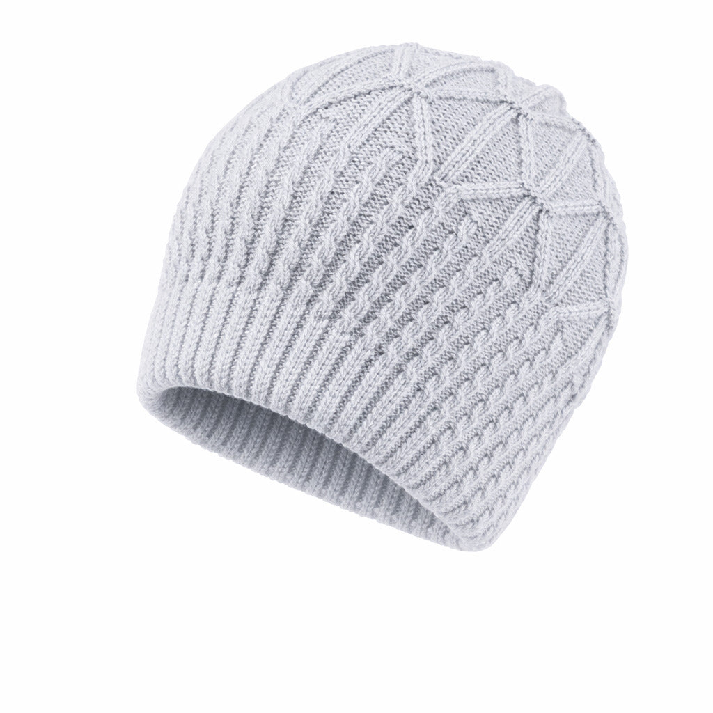 Bonnet en laine, motif géométrique, avec fond flou