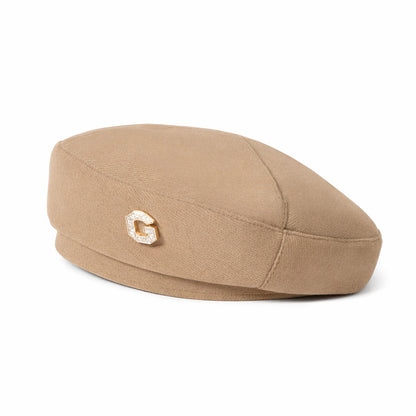 Détail du bord du béret, couture soignée
