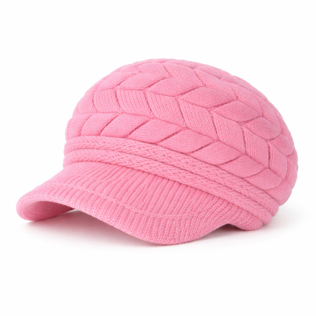 Bonnet d'hiver sur un mannequin, éclairage doux