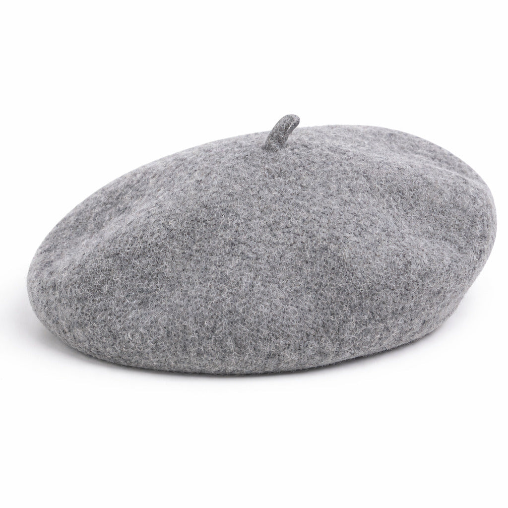Vue de dessus d'un béret basque marron, texture visible