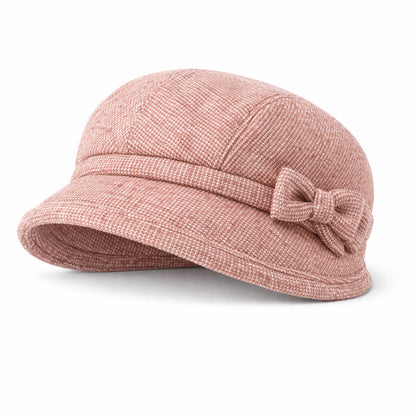 Béret féminin élégant, détail sur le bord