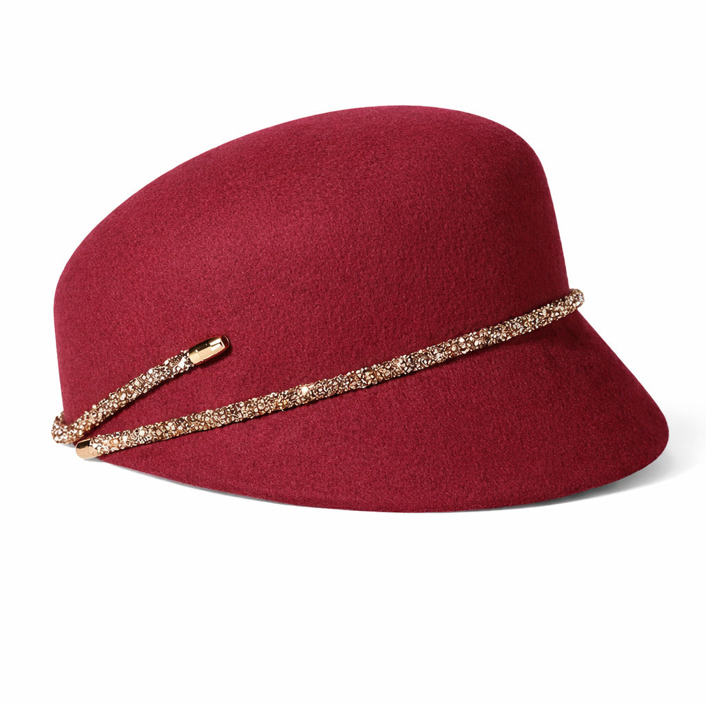 Chapeau cloche avec doublure intérieure, confort et style