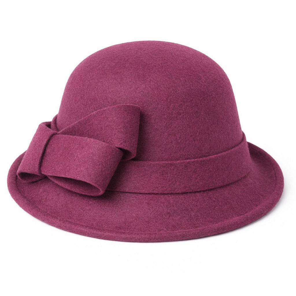 Chapeau cloche en feutre, vue de dessus, élégance simple