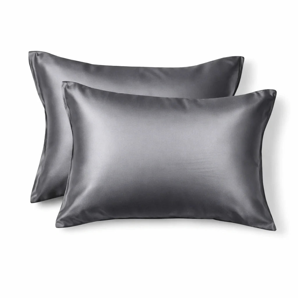 Taie d'oreiller soie sur fond moderne minimaliste