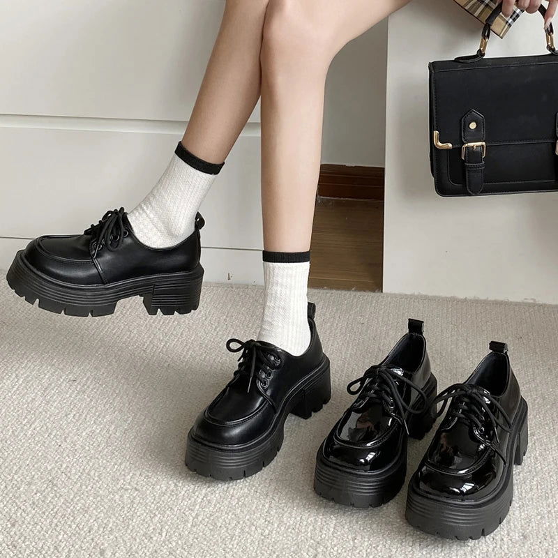 Mocassins à lacets ajustables et semelles antidérapantes