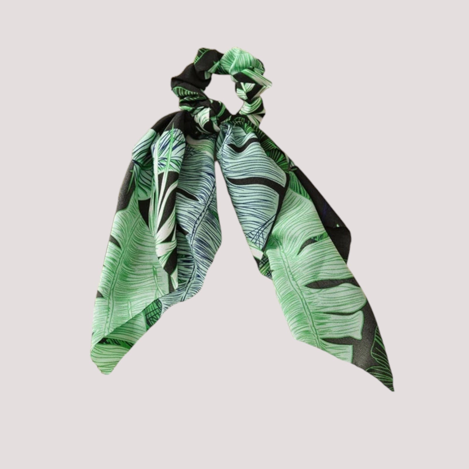 Chouchou foulard à motif jungle sur fond blanc