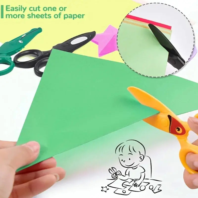 Ciseaux de sécurité pour enfants posés sur une table en bois