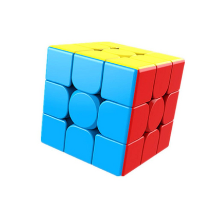 Cube 3x3 avec des faces alignées, prêt à résoudre