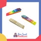 Enfant jouant avec des marches colorées en bois Montessori