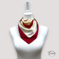 Foulard carré rayé crème et rouge sur fond blanc