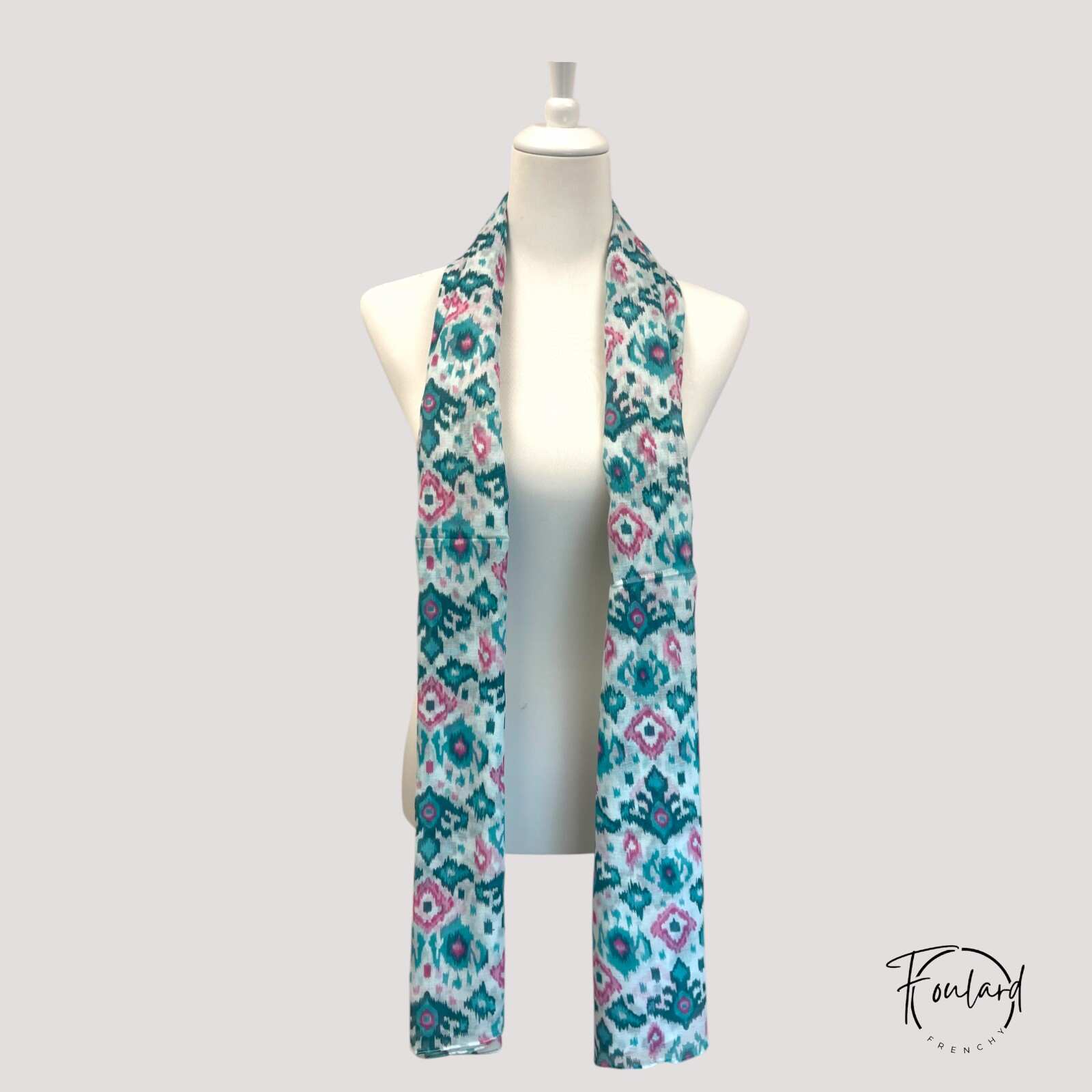 Foulard en coton imprimé ethnique rose et vert
