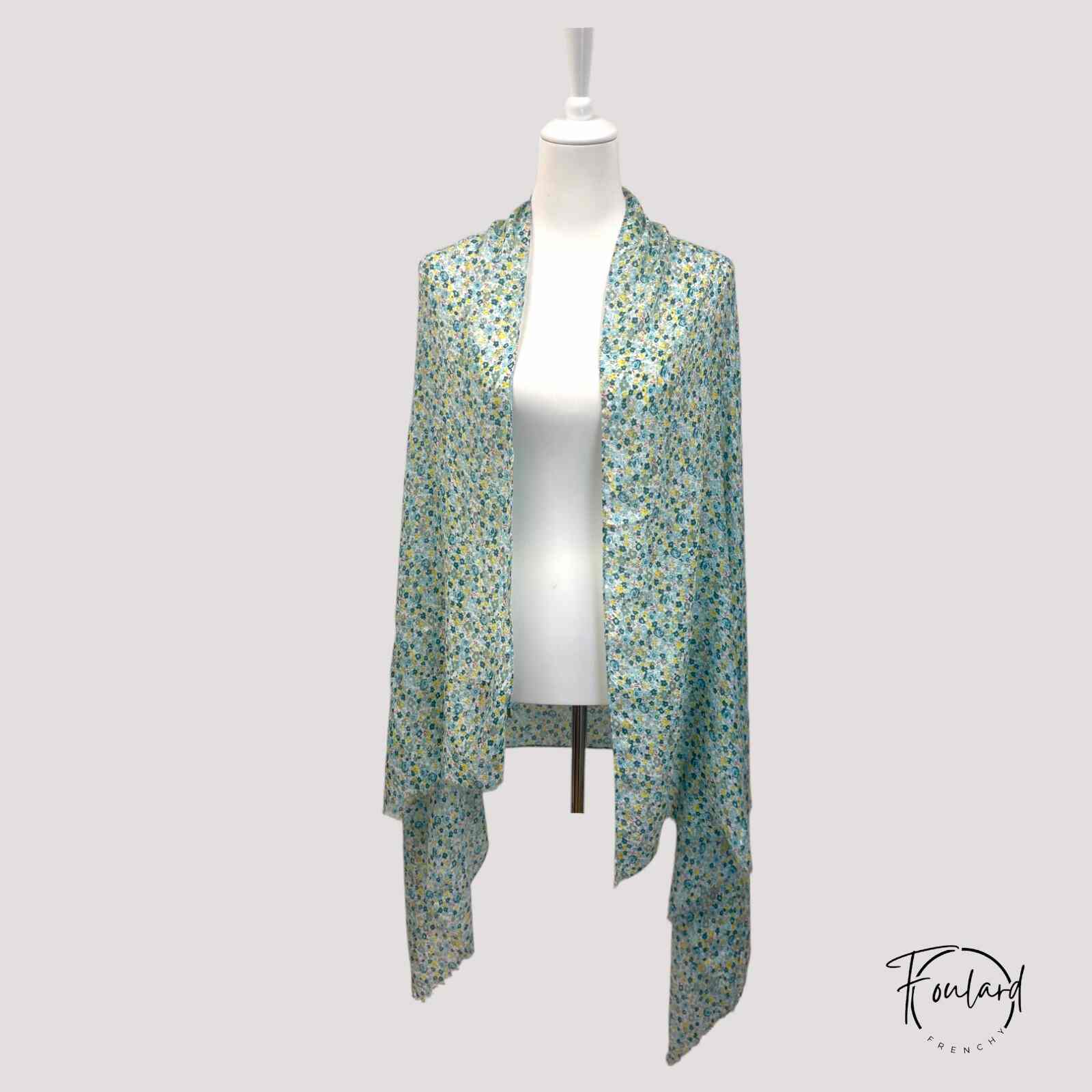 Foulard bleu-vert avec motifs floraux et détails dorés