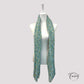 Foulard étalé montrant les nuances de bleu et vert