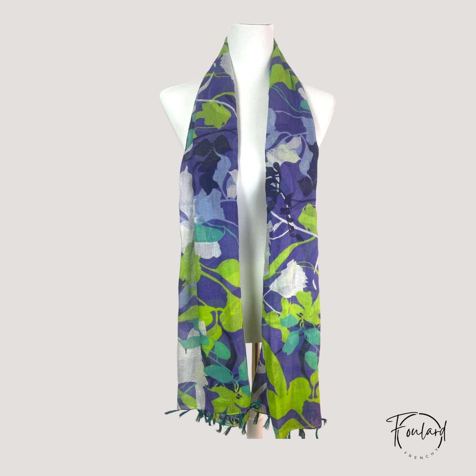Foulard coton à motif botanique avec pompons verts