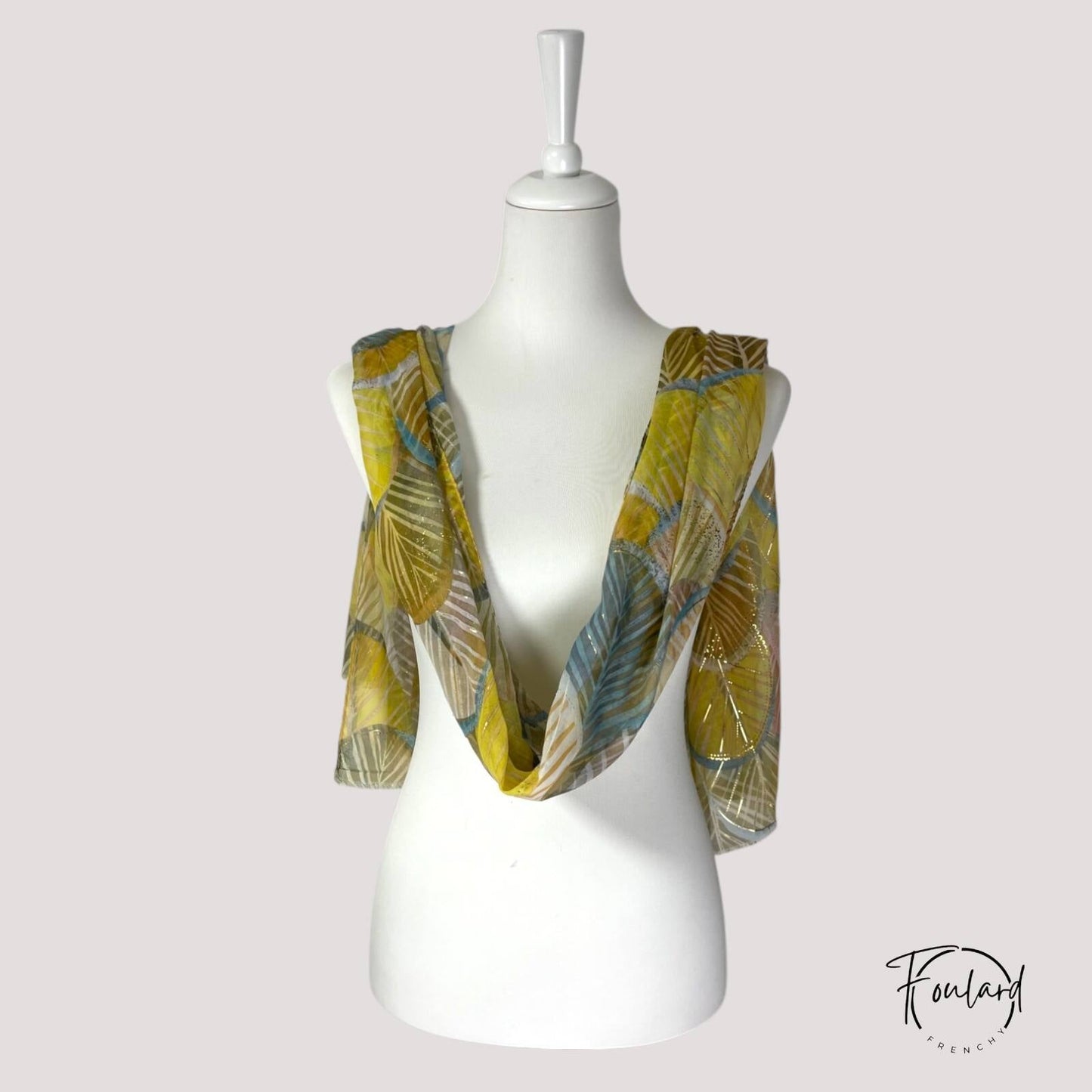 Vue rapprochée du tissu léger en viscose et coton