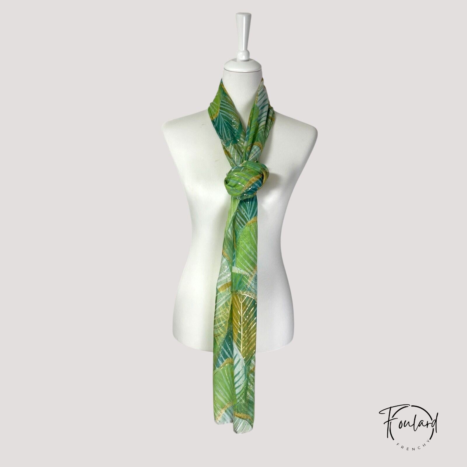 Foulard en viscose-coton, texture douce et fluide