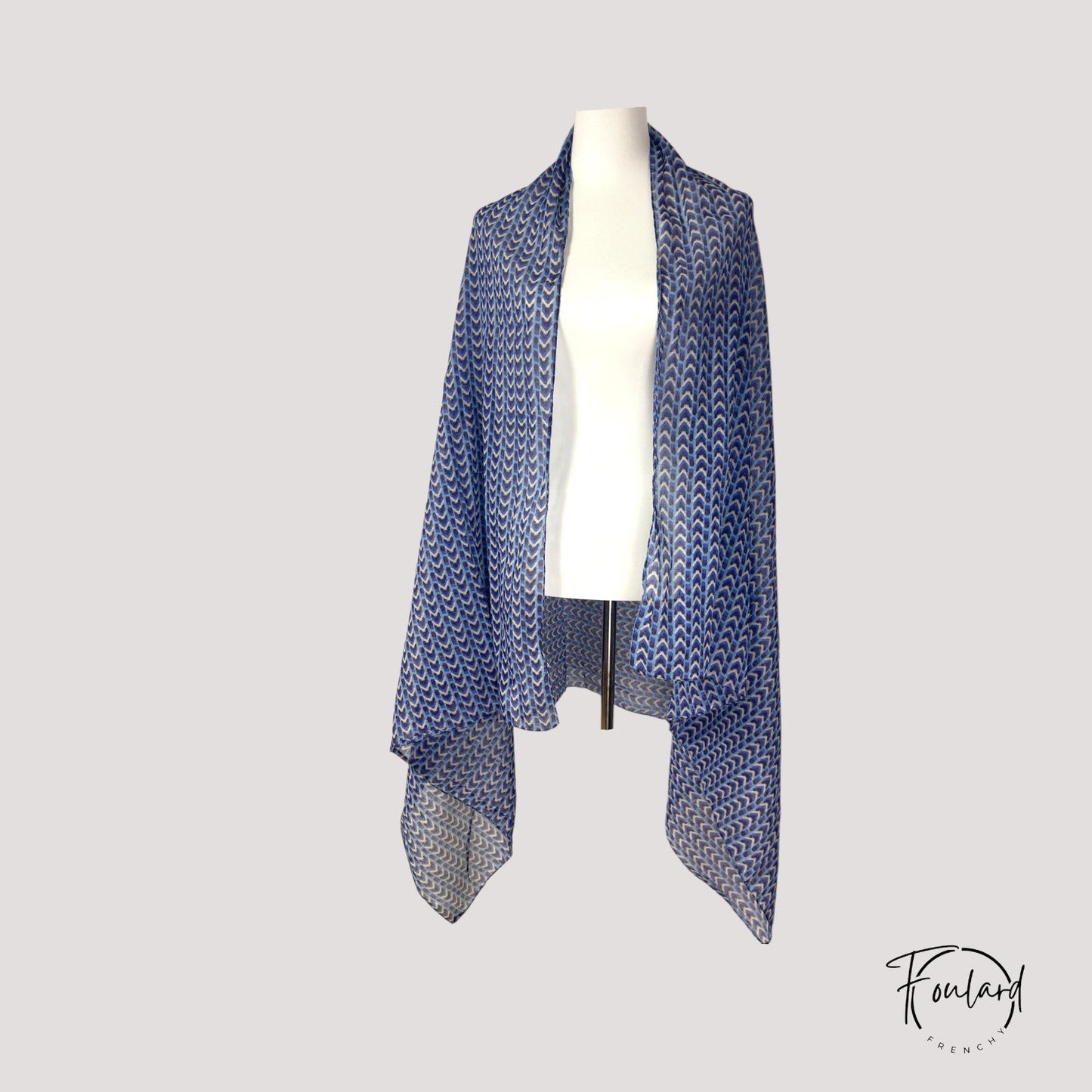 Foulard en coton avec motifs chevrons bleu et beige