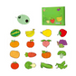 Puzzle de fruits variés, pièces colorées sur fond blanc