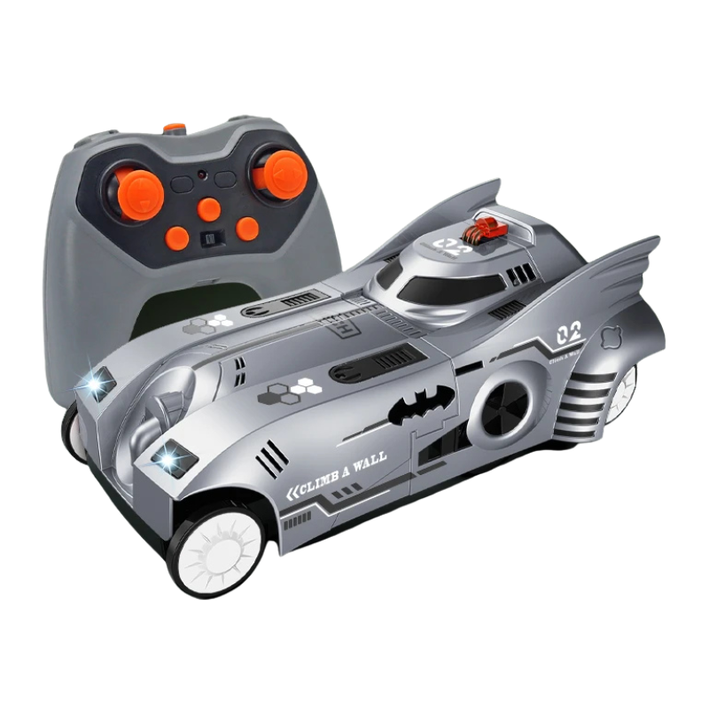 Voiture RC grise sur une surface plane, vue de dessus