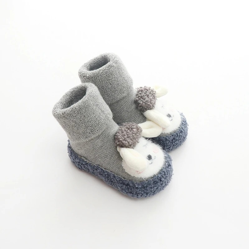 Chaussures bébé grises avec protection anti-collision