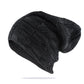 Bonnet plié montrant sa texture et sa doublure