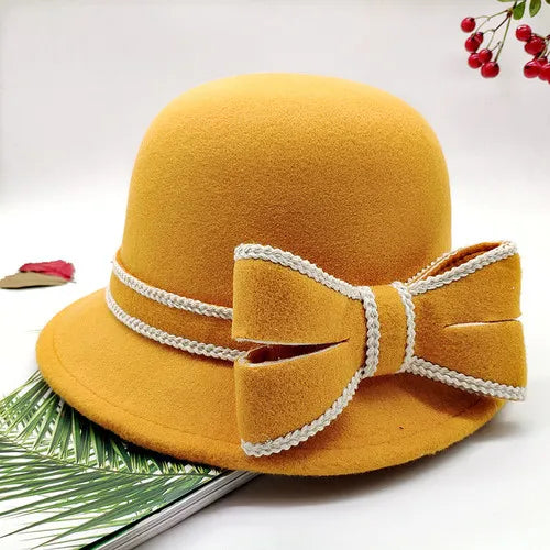 Vue de côté d'un chapeau cloche, design intemporel et élégant