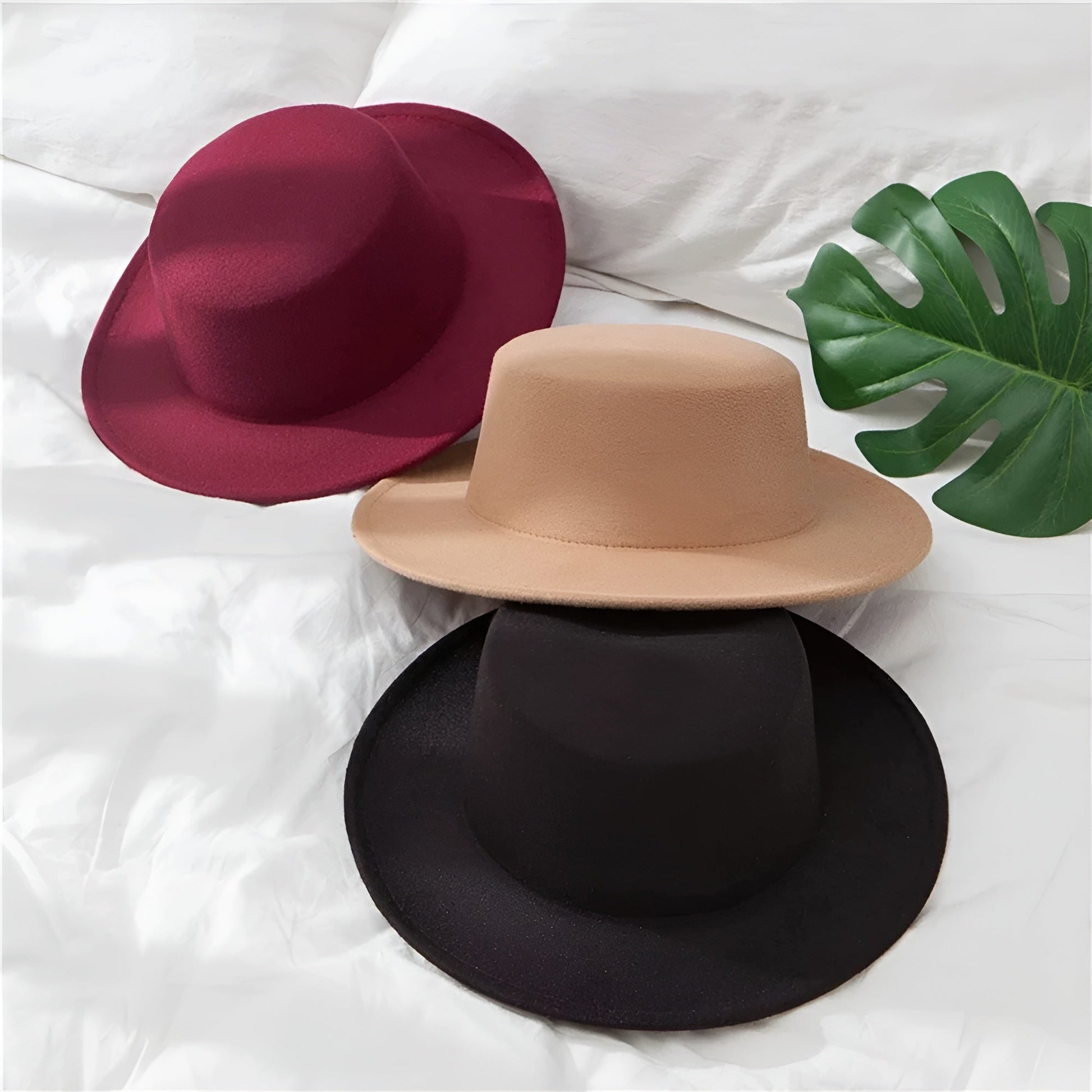 Intérieur d'un chapeau Fedora montrant la doublure