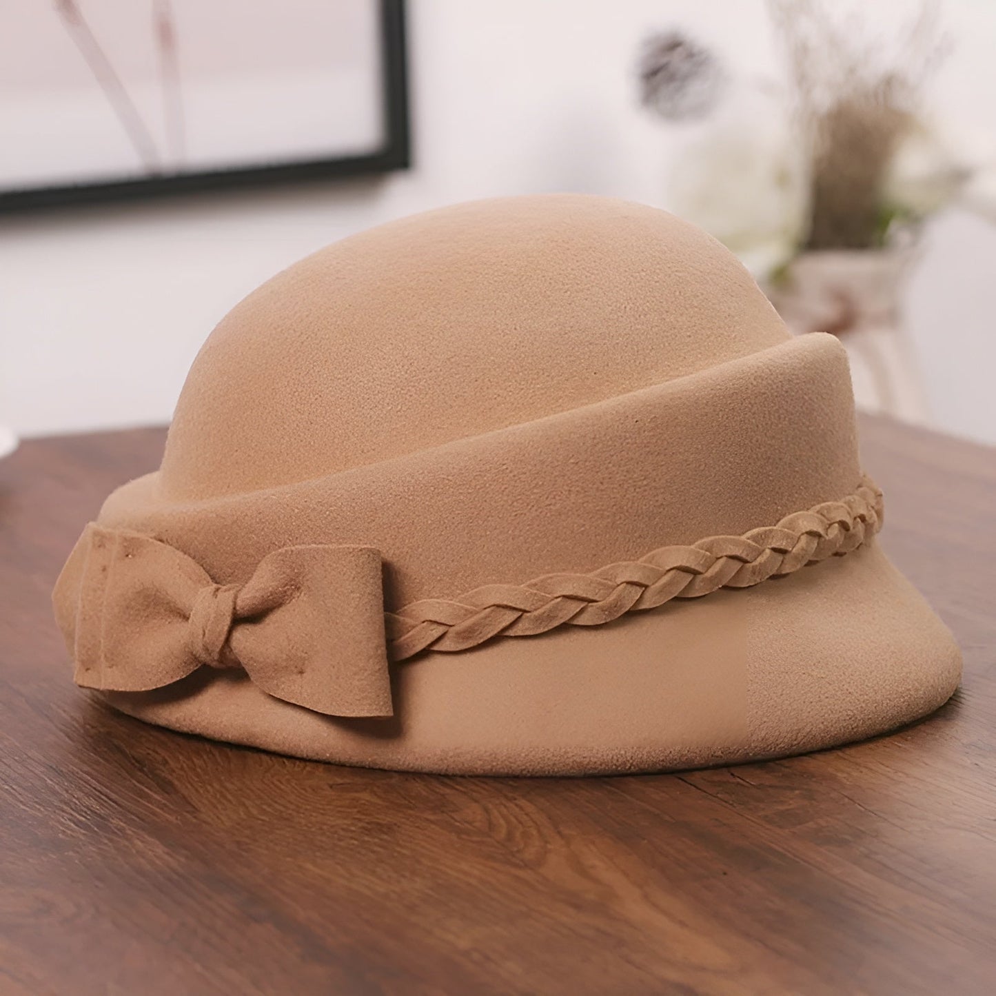 Chapeau cloche en tweed avec motif à carreaux