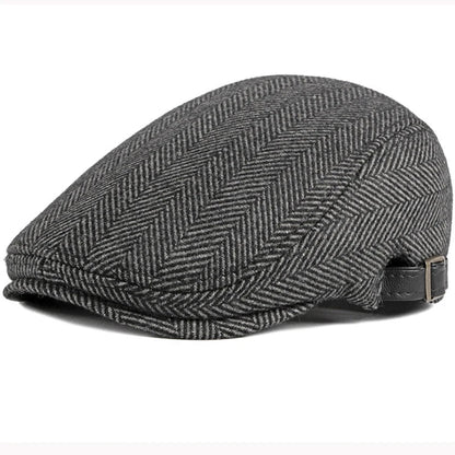 Béret en laine vu de dessus, motif chevron distinct