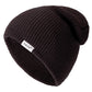 Bonnet marron en maille, enroulé sur lui-même