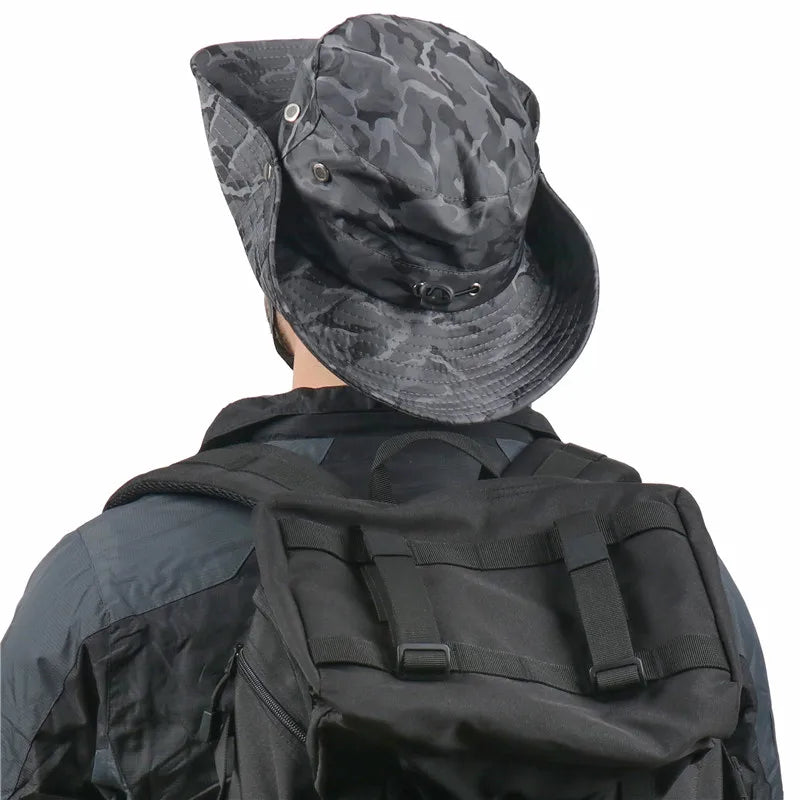 Vue de côté d'un bob anti-UV ajustable