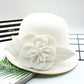 Chapeau cloche avec doublure intérieure en tissu soyeux