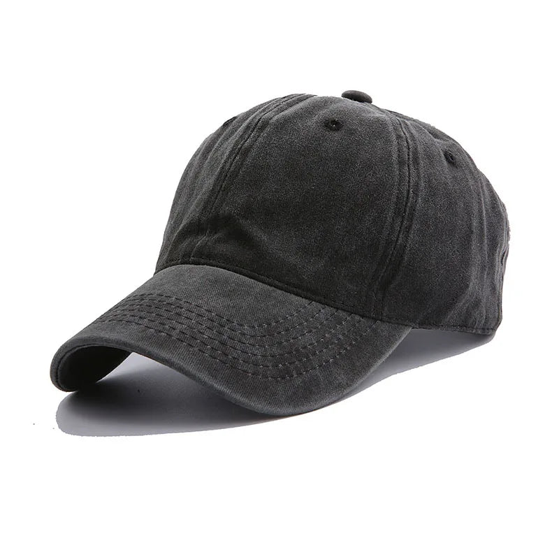 Casquette en denim avec détails de couture visibles
