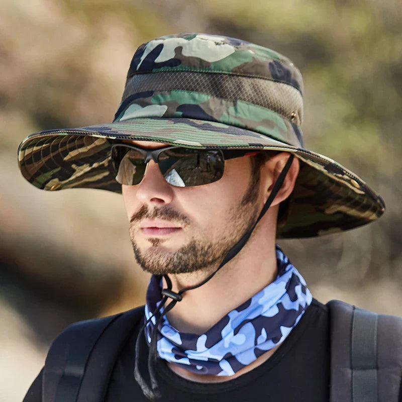 Bob militaire camouflage avec large bord pliable