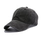 Détail de la texture en denim de la casquette