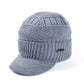 Vue latérale du bonnet montrant la visière protectrice