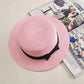 Détail du bord du chapeau Panama, texture tissée