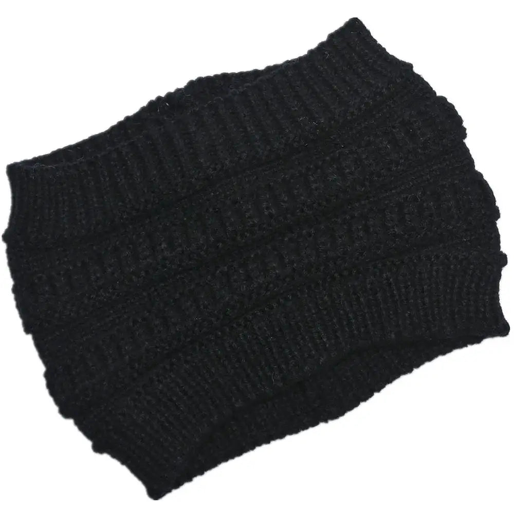 Bandeau en tricot jaune avec motif torsadé