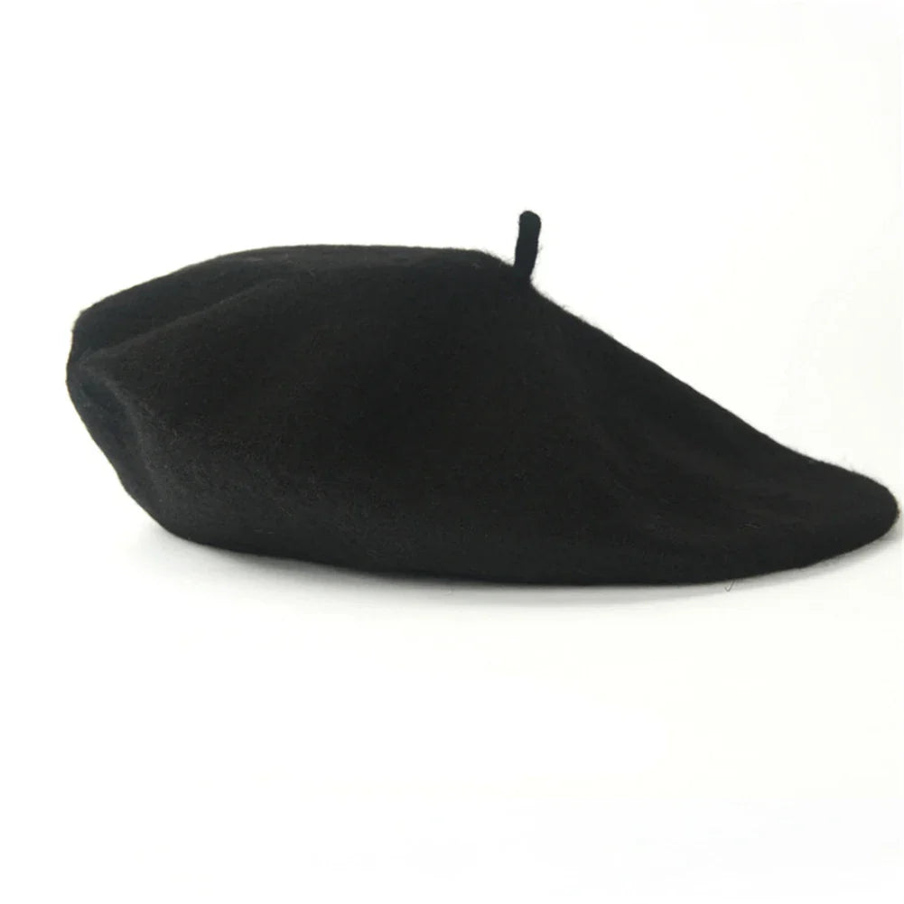Béret basque en laine avec une ombre douce