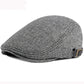 Homme de profil avec béret chevron, style urbain