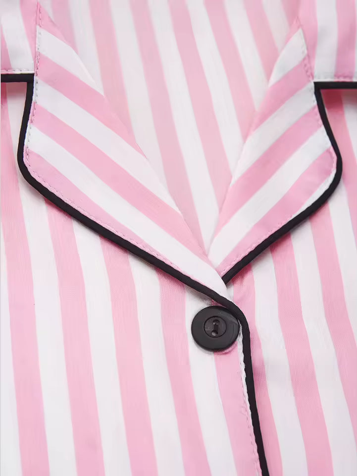 Pyjama en satin rayé, manches longues et pantalon