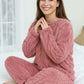 Vue d'ensemble du pyjama, parfait pour les soirées cocooning