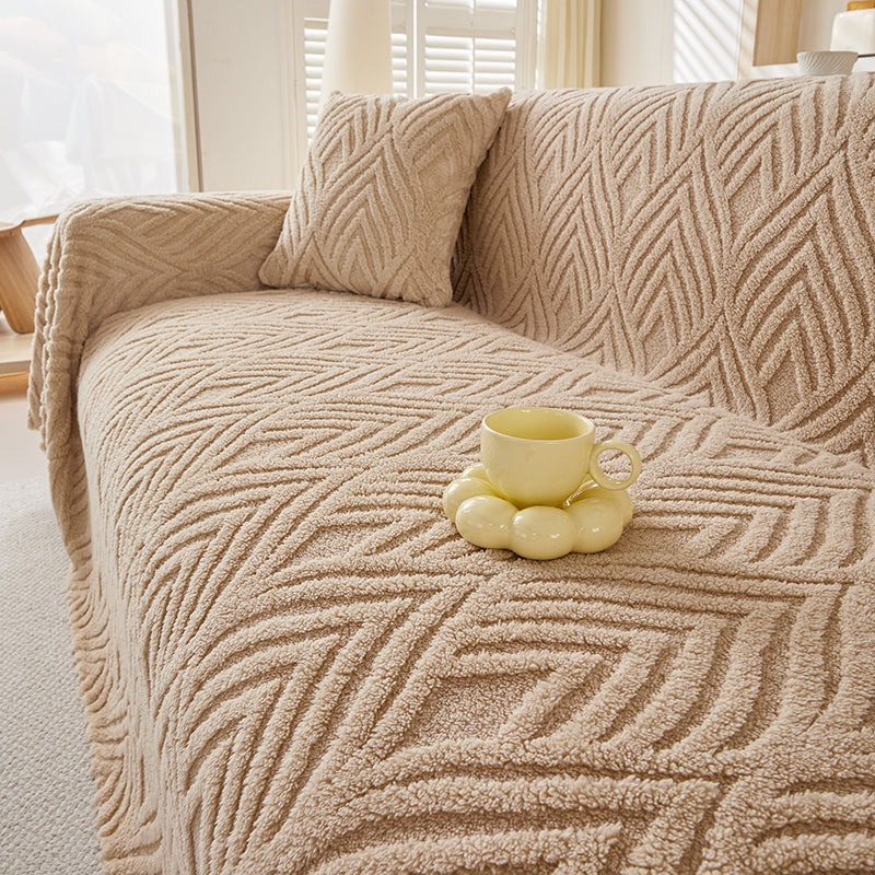 Détail des fibres ultra-douces du jeté marron