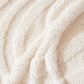 Zoom sur les fibres écologiques du jeté de canapé