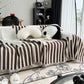 Détail des motifs ethniques sur le tissu en coton
