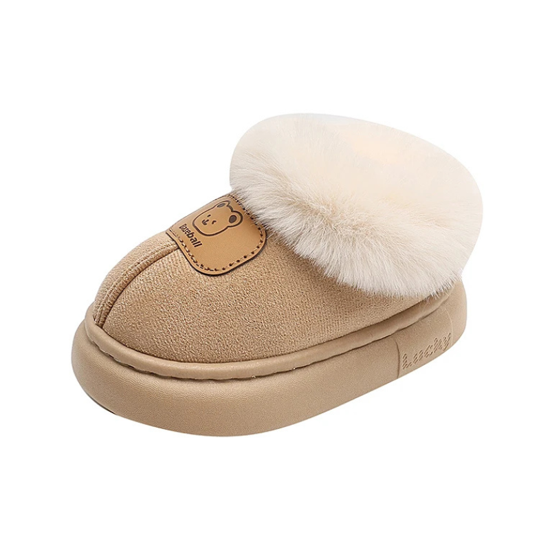 Chaussures kaki pour enfant, idéales pour l'extérieur