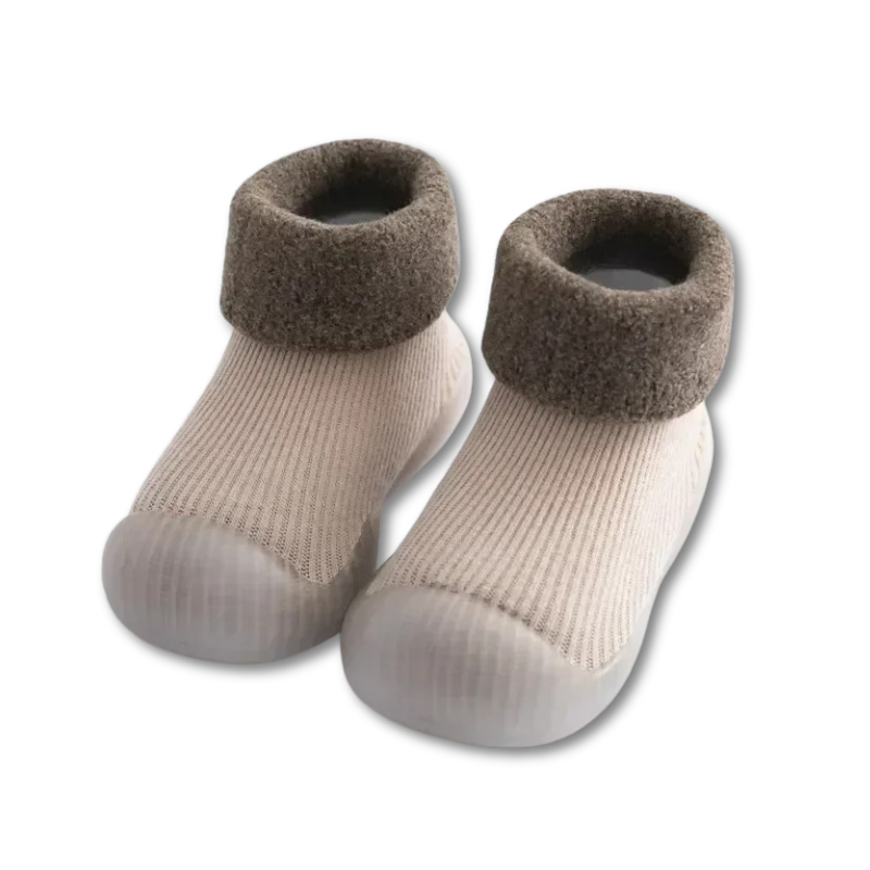 Chaussons en tricot kaki, adaptés aux premiers pas des bébés