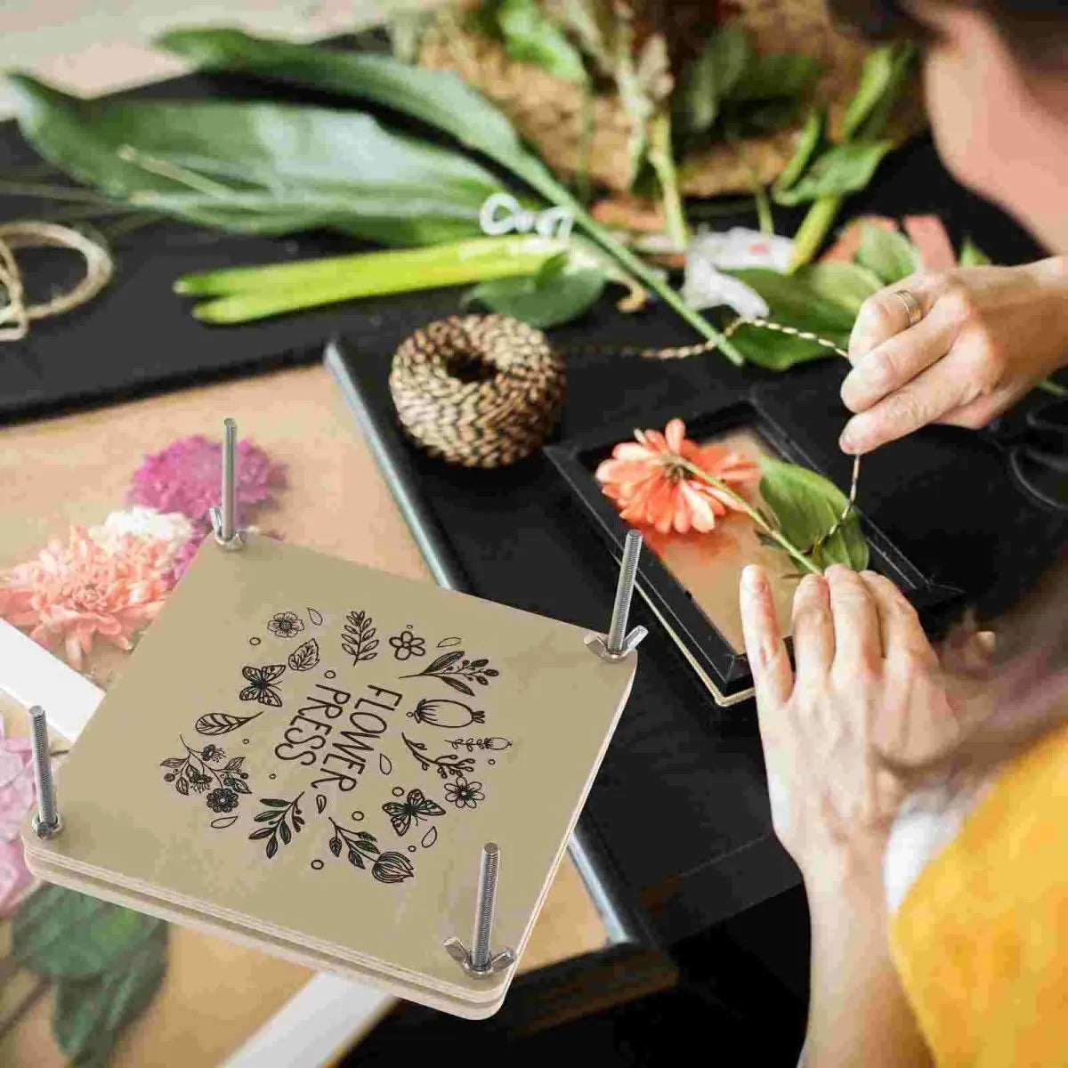 Kit de pressage de fleurs avec plaques en bois et accessoires