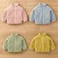 Veste enfant en tissu doux, vue de face